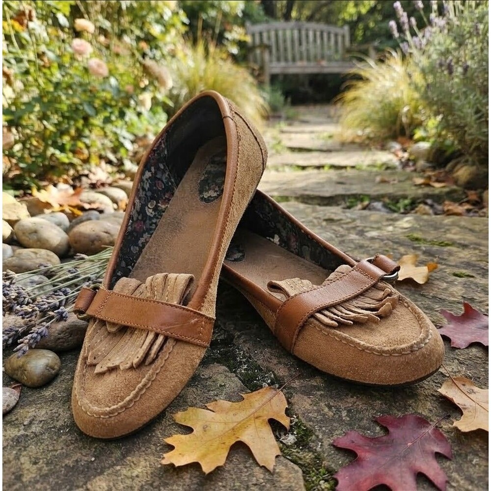 Sperry Top-Sider Womens 10M Tan Suede Kiltie Fringe Driving Moccasins Buckle